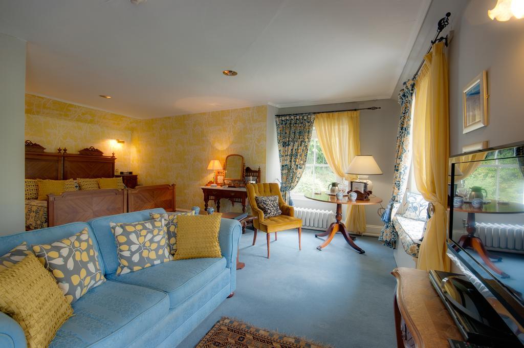 Ynyshir Restaurant And Rooms Махинллет Экстерьер фото